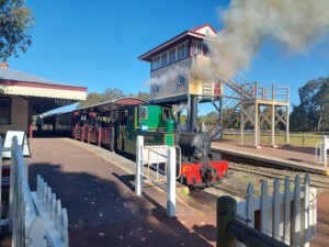 Whiteman Park and Caversham Wildlife Park Day Tour